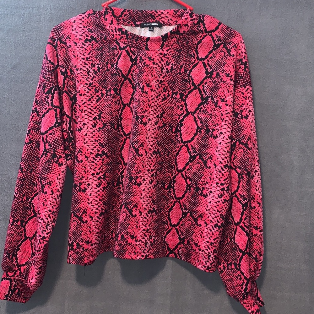 Pink snake skin top